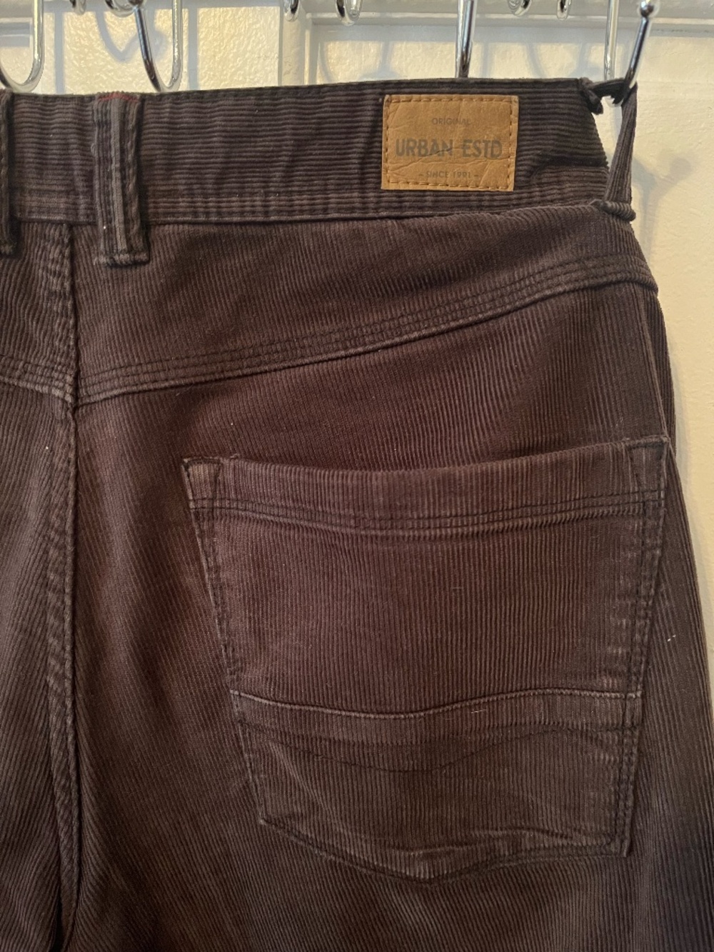 Montego Men’s Brown Corduroy Pants 32x32 Straight Fit